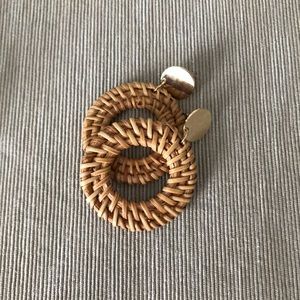 L Wicker Front Hoops